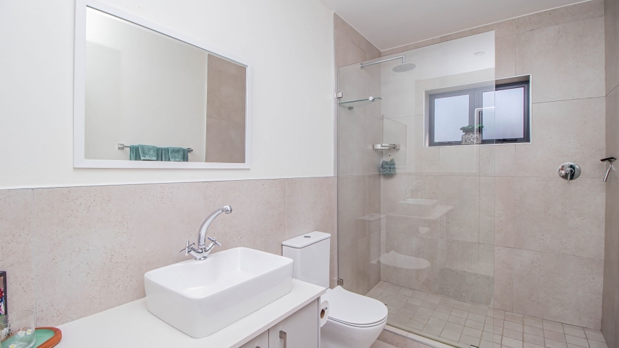 To Let 4 Bedroom Property for Rent in Royal Ascot Western Cape